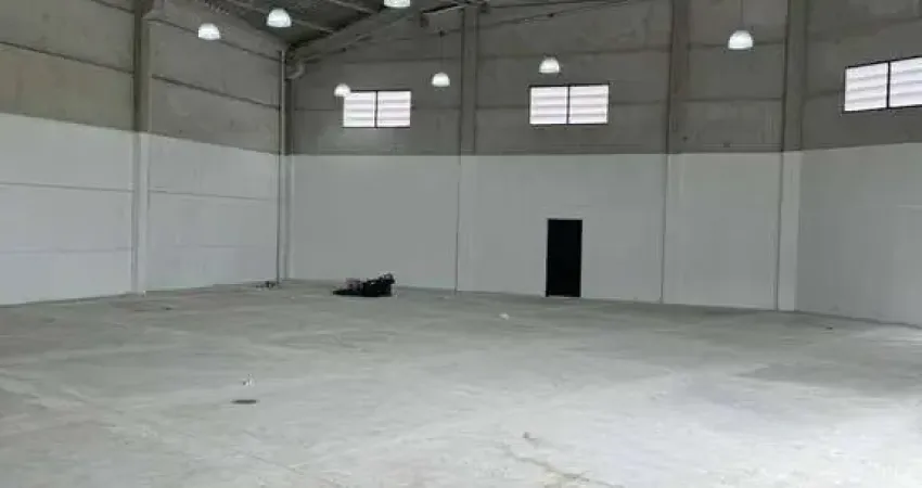 Galpão para Locação – 350m² | Esquina | Bairro Solemar – Praia Grande
