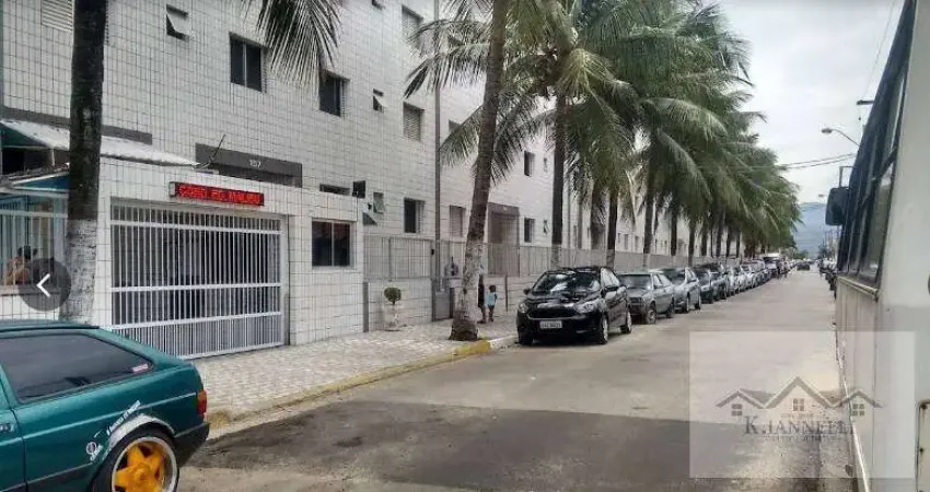 Kitnet com Garagem 3o. andar 50m Praia Mirim - R$ 185.000