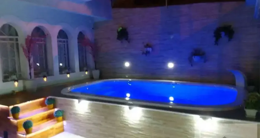 Sobrado 03 Dormitórios Suite Piscina 125m2 6x20 Boqueirão - R$ 980.000