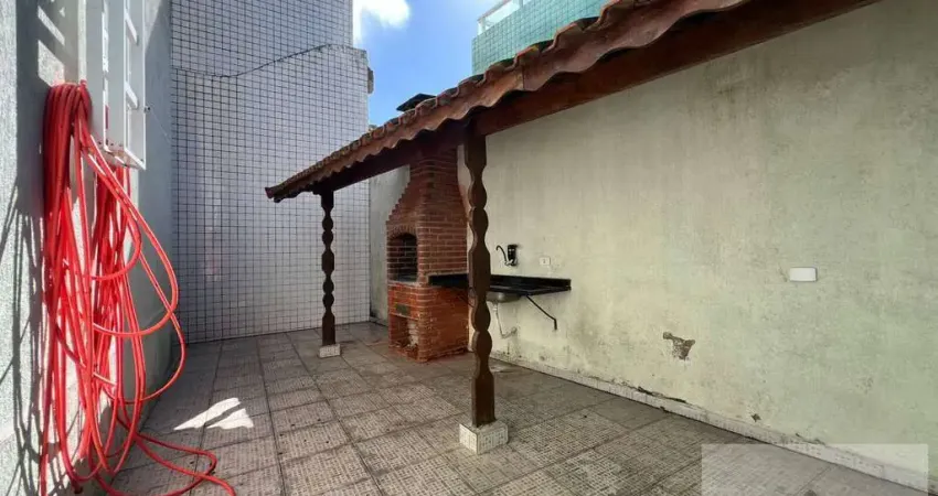 casa sobreposta de condomínio na aviação 500 metros da praia a venda