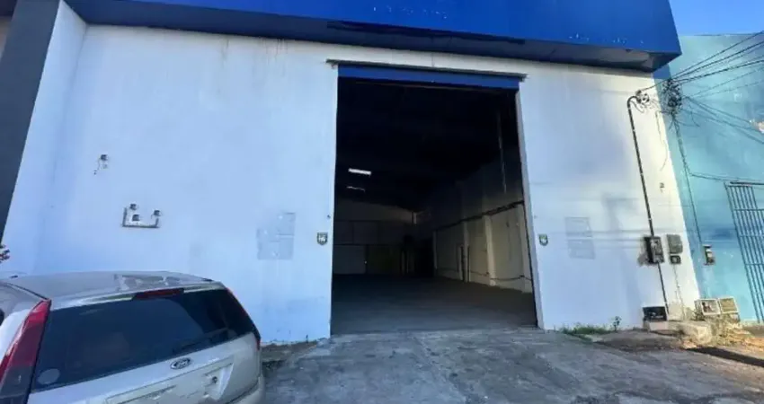 Barracão / Galpão / Depósito para alugar no Estrada do Coco, Lauro de Freitas 