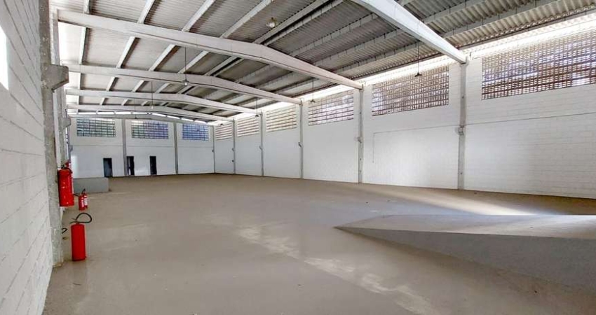 Barracão / Galpão / Depósito com 2 salas para alugar no Pitangueiras, Lauro de Freitas 