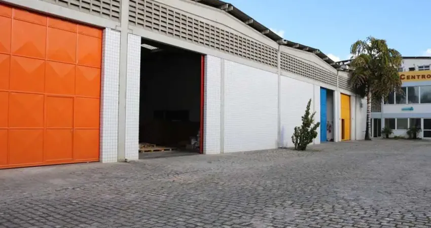 Barracão / Galpão / Depósito com 4 salas para alugar no Pitangueiras, Lauro de Freitas 