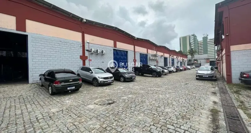 Barracão / Galpão / Depósito à venda no Buraquinho, Lauro de Freitas 