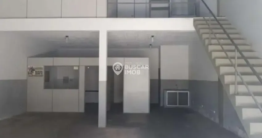 Barracão / Galpão / Depósito com 3 salas para alugar na Avenida Santos Dumont, Buraquinho, Lauro de Freitas