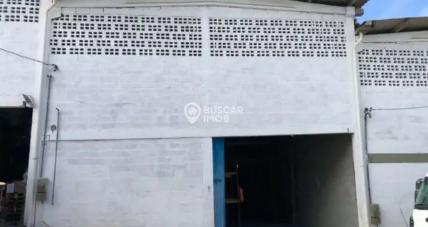 Barracão / Galpão / Depósito com 3 salas à venda na Rua Professor Edgar Rios, 120, Caji, Lauro de Freitas