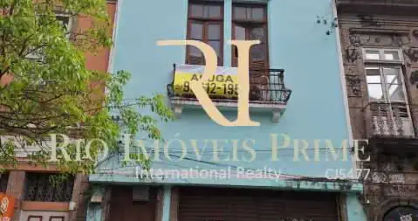 Prédio com 9 salas para alugar na Rua Sacadura Cabral, Saúde, Rio de Janeiro