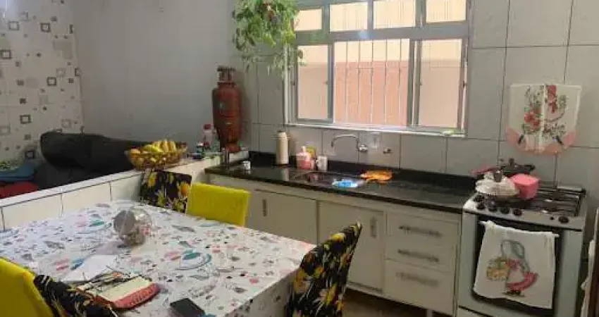 Sobrado com 3 dormitórios à venda, 190 m² por R$ 600.000,00 - Jardim Anchieta - Mauá/SP