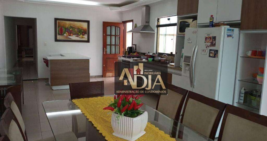 Sobrado com 2 dormitórios à venda, 581 m² por R$ 849.000,00 - Vila Assis Brasil - Mauá/SP
