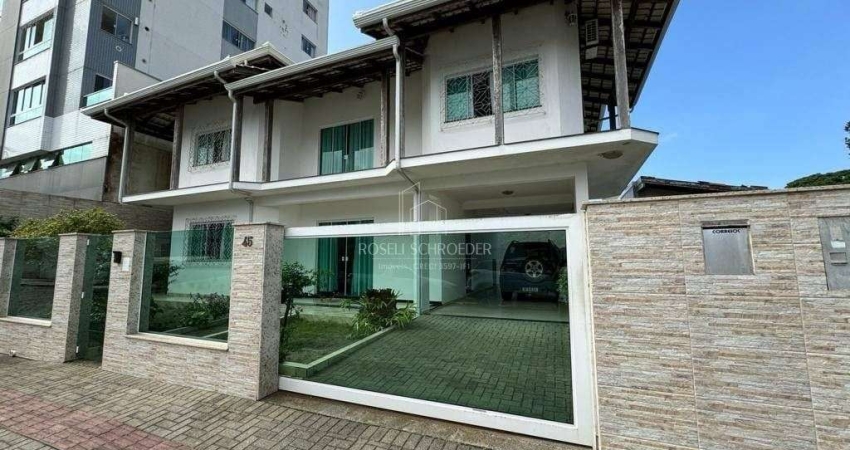 Casa com 5 quartos à venda no Centro, Camboriú 