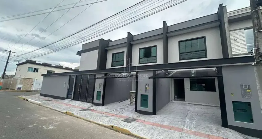 Excelente sobrados em construção no bairro Rio Pequeno!