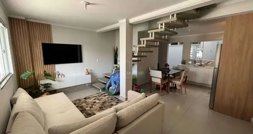 Casa com 2 quartos à venda no Rio Pequeno, Camboriú 