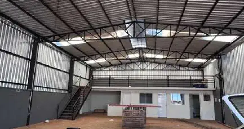Barracão / Galpão / Depósito à venda no Tangarás, Bauru
