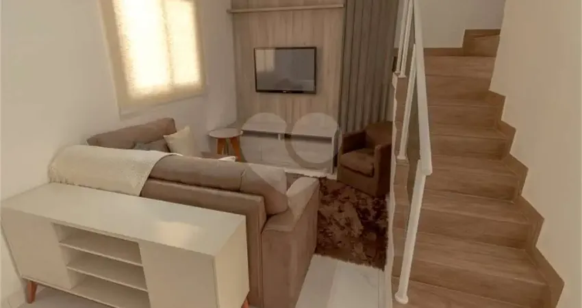 Condomínio com 2 quartos à venda em Jardim Simus - SP