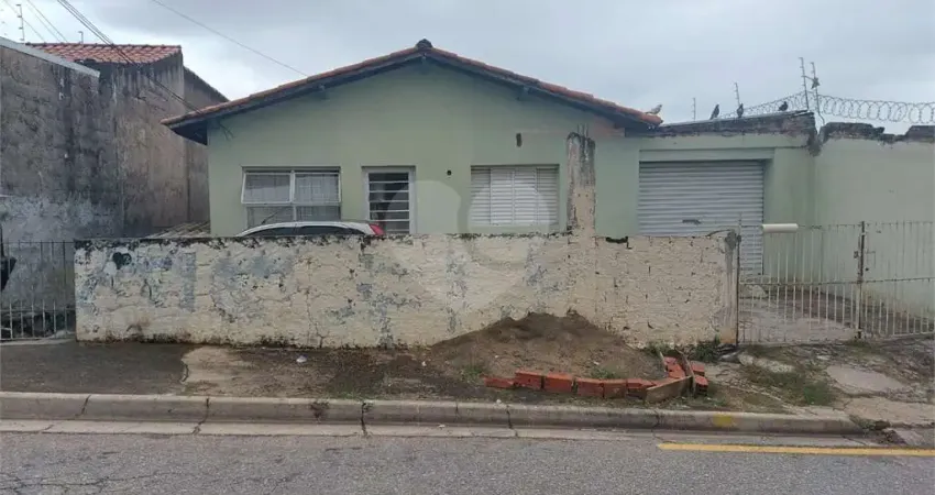 Casa com 2 quartos à venda na Das Catleas, Jardim Simus, Sorocaba