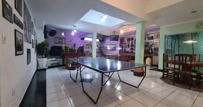 Casa com 3 quartos à venda na Das Glicínias, Jardim Simus, Sorocaba