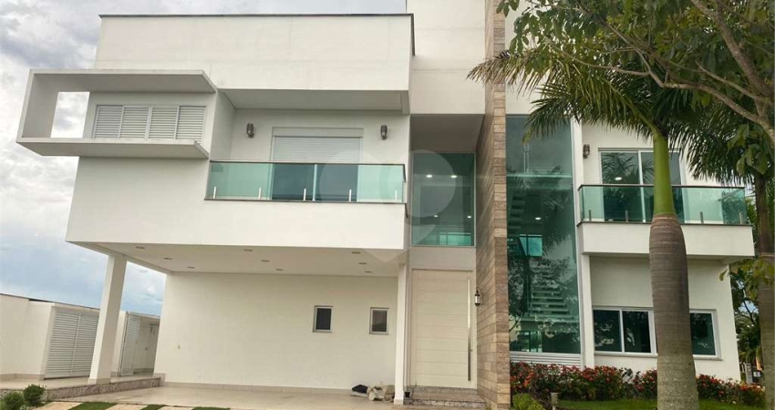 Condomínio com 4 quartos à venda em Jardim Itanguá - SP