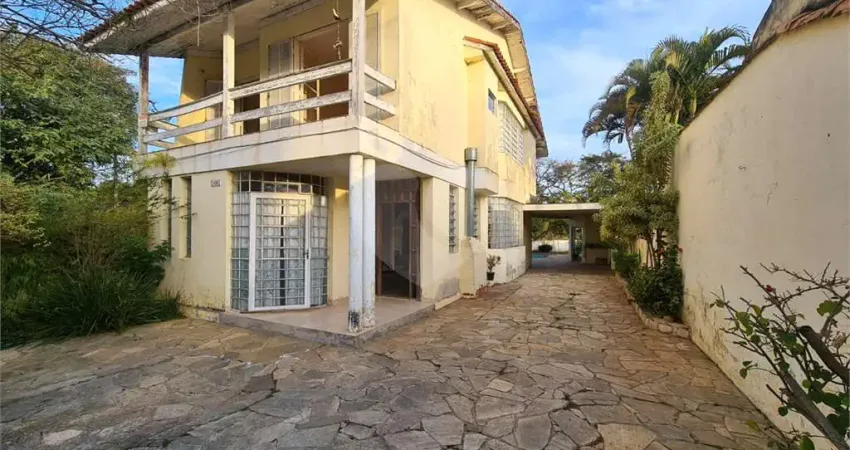 Casa com 3 quartos à venda na Benedito Diogo Silva, Centro, Araçoiaba da Serra