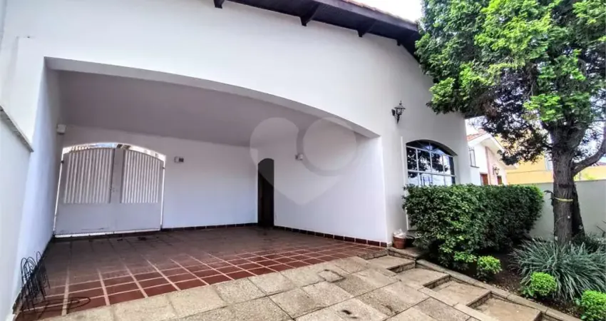 Casa com 3 quartos à venda em Jardim Santa Rosália - SP