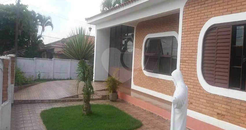 Casa com 3 quartos à venda em Centro - SP