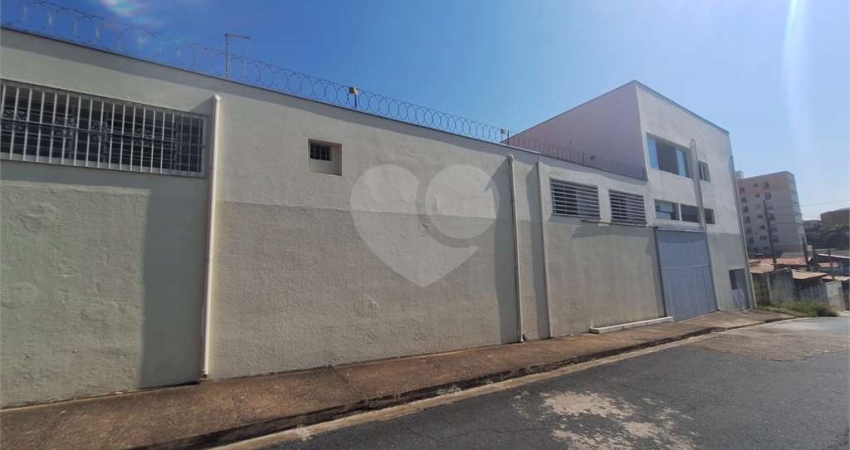 Casa com 5 quartos à venda na Major Rúbens Vaz, Vila Barão, Sorocaba