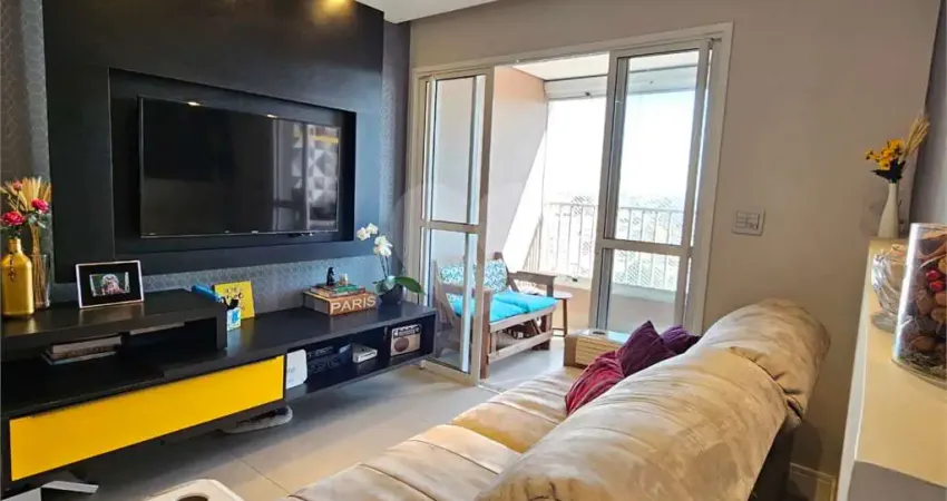 Apartamento com 3 quartos à venda em Além Ponte - SP