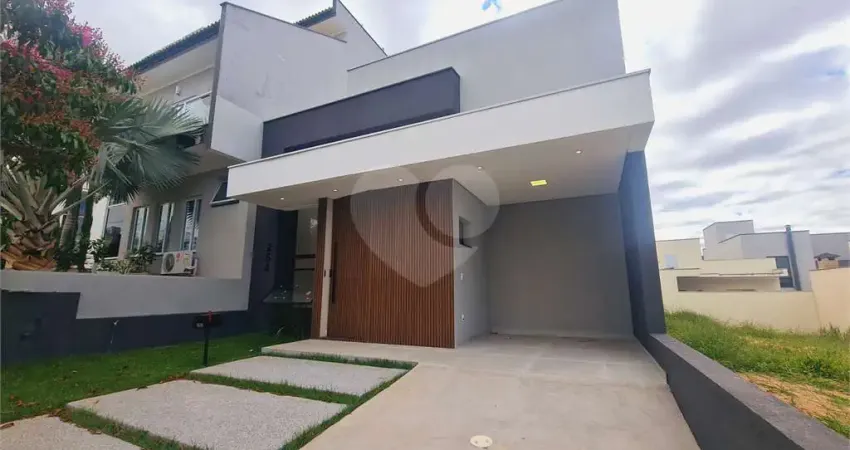 Condomínio com 3 quartos à venda em Cajuru Do Sul - SP