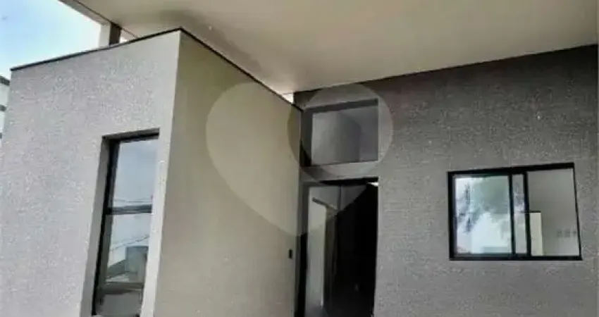 Condomínio com 3 quartos à venda em Cajuru Do Sul - SP