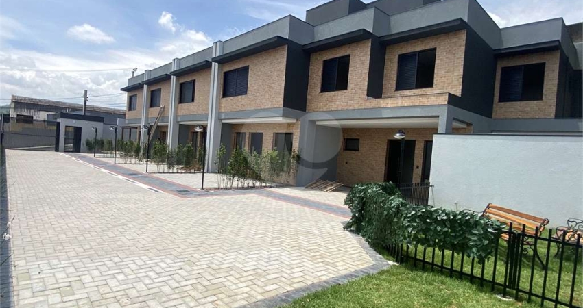 Condomínio com 3 quartos à venda em Vila Colorau - SP