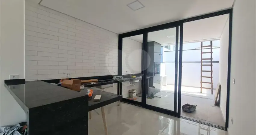 Condomínio com 3 quartos à venda em Cajuru Do Sul - SP