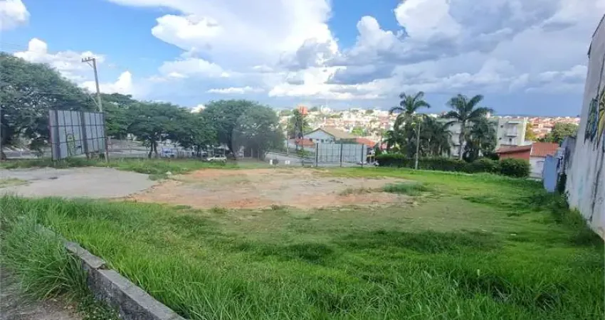 Terreno à venda na Rua Benedito Galdino de Barros, S/N, Jardim Ferreira, Sorocaba