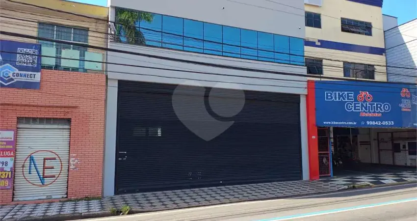 Barracão / Galpão / Depósito para alugar na Avenida General Carneiro, Vila Lucy, Sorocaba
