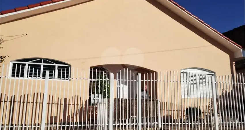 Casa com 3 quartos à venda em Vila Nova - SP