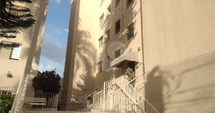 Apartamento com 2 quartos para locação em Vila São João - SP