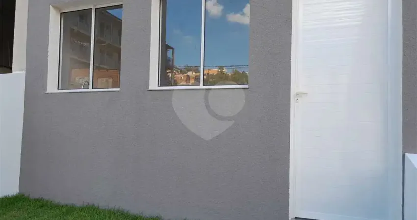 Condomínio com 1 quartos à venda em Jardim Maria Lúcia - SP
