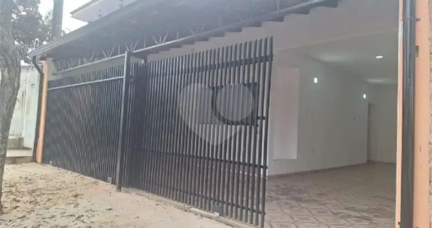 Casa térrea com 3 quartos à venda em Central Parque Sorocaba - SP