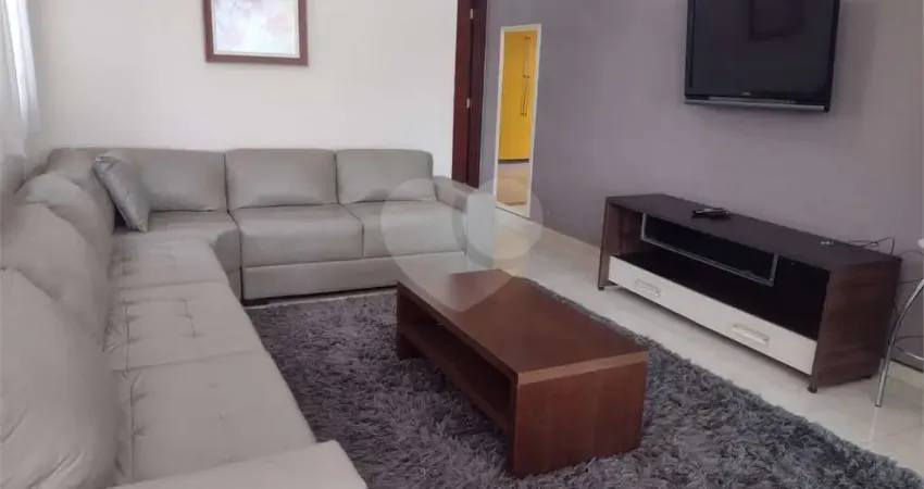 Flat com 1 quartos para locação em Vila Hortência - SP