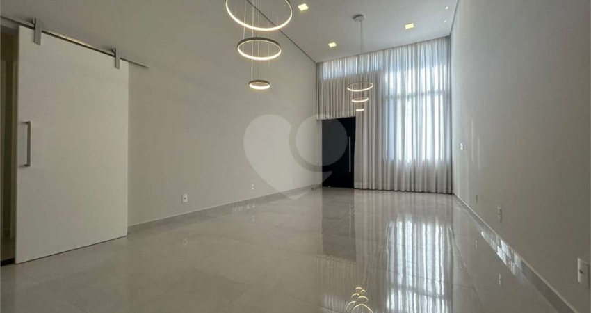 Condomínio com 3 quartos à venda em Aparecidinha - SP