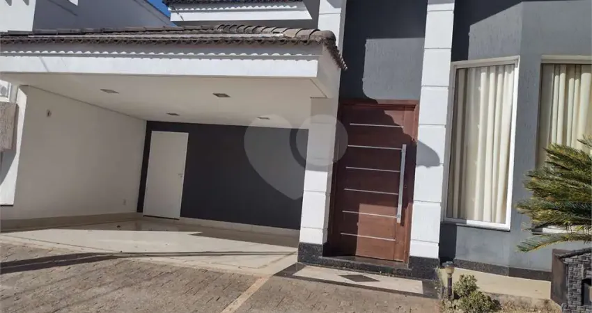 Condomínio com 4 quartos para locação em Jardim Golden Park Residencial - SP