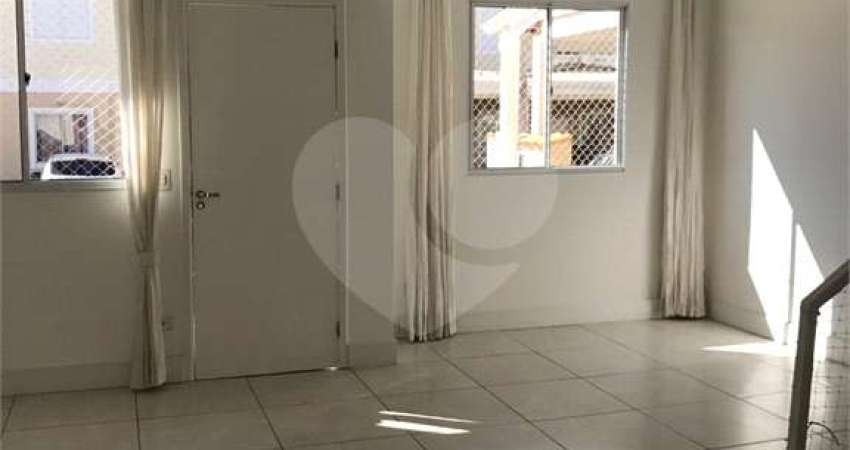 Condomínio com 3 quartos para locação em Bairro Da Vossoroca - SP