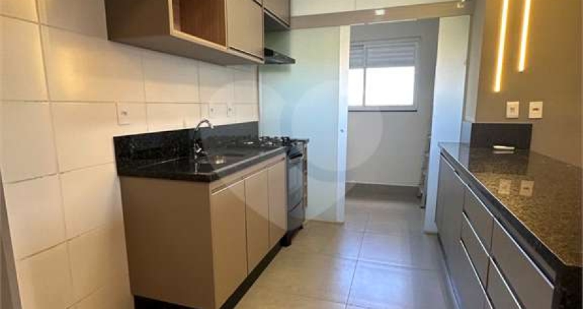 Apartamento com 3 quartos para locação em Jardim Emília - SP