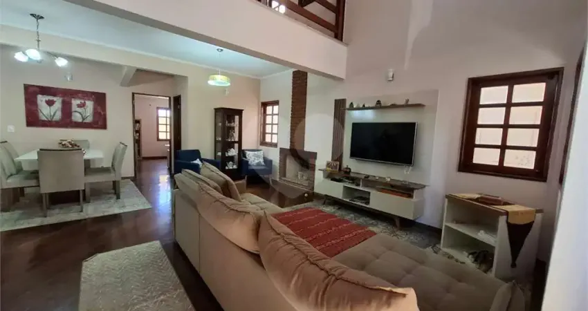 Casa com 4 quartos à venda em Jardim São Carlos - SP