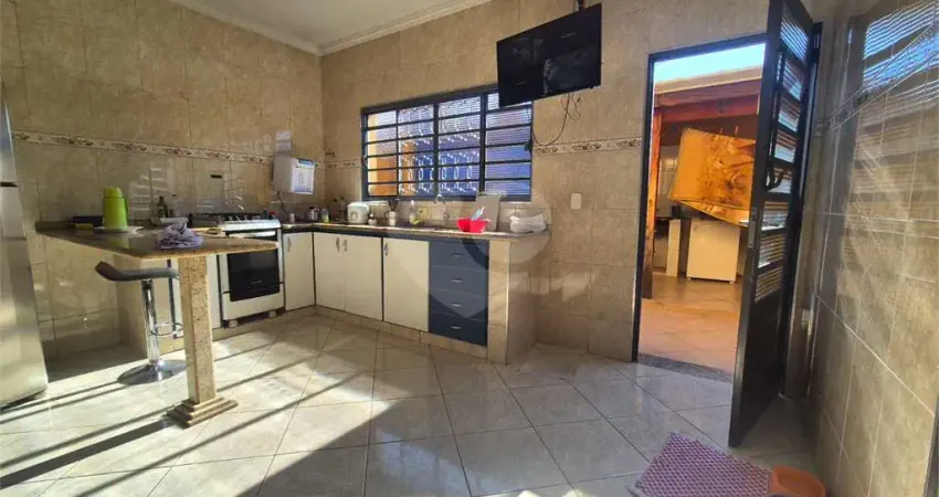 Casa à venda com 3 quartos, sendo 1 suíte, em vila angélica, sorocaba - sp