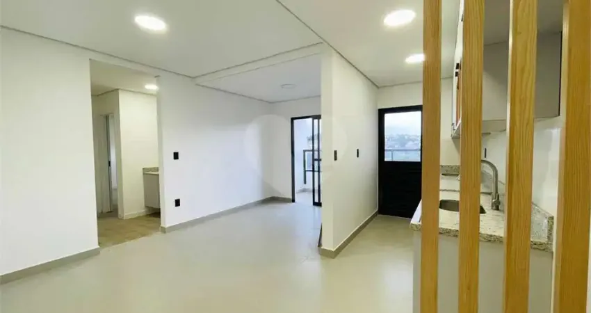 Apartamento com 3 quartos para locação em Jardim Refúgio - SP