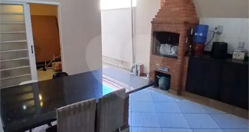 Casa à venda com 3 quartos, sendo 1 suíte, no condomínio parque das árvores, sorocaba - sp