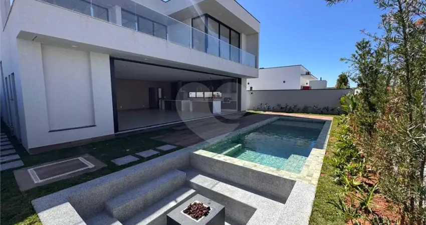 Casa à venda com 4 quartos, sendo 4 suítes, no condomínio alphaville nova esplanada 3, votorantim - sp