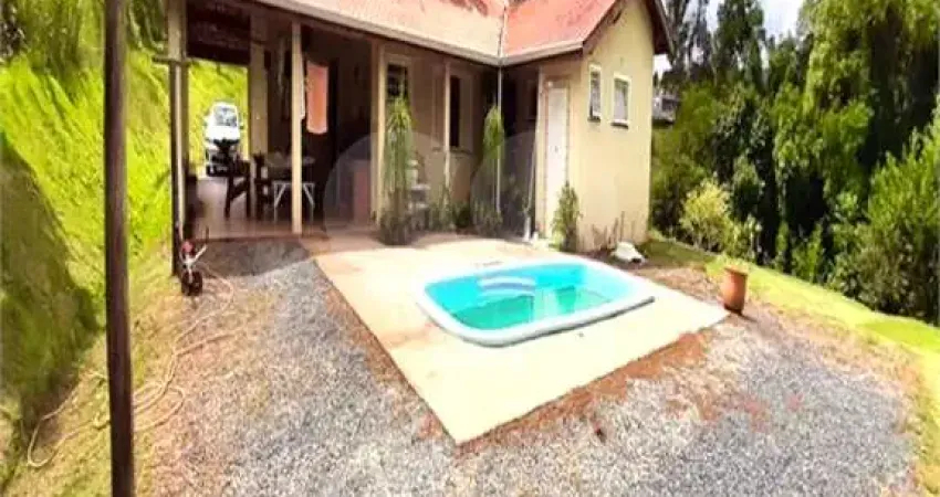 Chácara à venda com 4 quartos, sendo 1 suíte,  em jundiacanga, araçoiaba da serra - sp