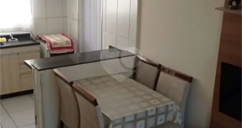 Apartamento à venda com 2 quartos, sendo 1 suíte, no condomínio Residencial Santos Dumont, Votorantim - SP