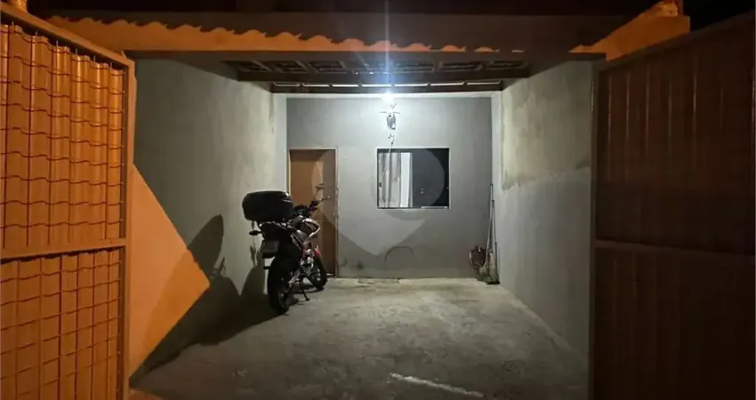 Casa de vila à venda com 2 quartos em lopes de oliveira, sorocaba - sp