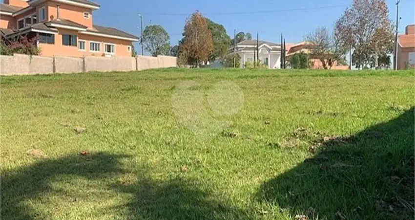 Terreno à venda no condomínio saint charbel, araçoiaba da serra - sp